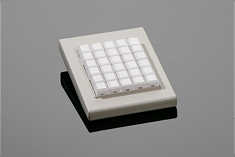  Frei programmierbares Tastenfeld W30
Freiprogrammierbare Tastatur mit 30, 60 oder 90 Tasten mit selbst herstell- und wechselbaren Tastensymbolen - vollkommen individuell! 