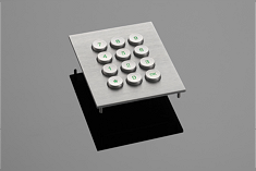  A vandalproof number block with 12 backlit keyboard buttons in telephone layout. The backlighted keyboard is Ip65 and is made of stainless steel. 