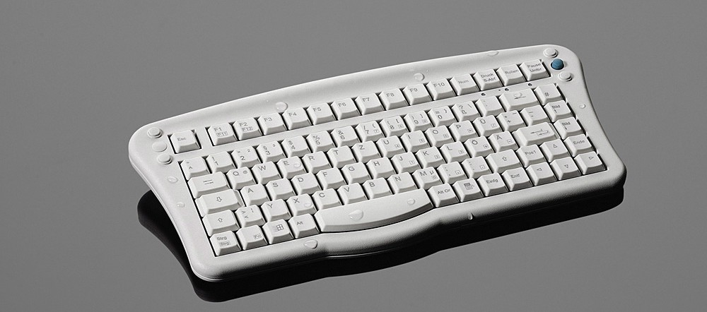  Klein, flach und trotzdem robust: wasserdichte Tastaturen von Printec-DS sind für viele Anwendungen die optimale Lösung. 