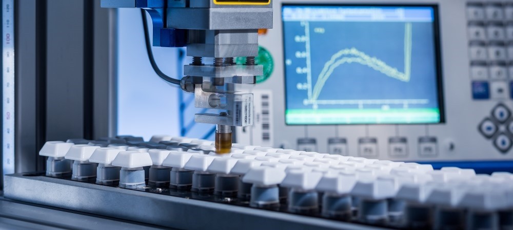  Um eine lange Lebensdauer unserer Eingabesysteme zu garantieren, prüfen wir unsere Geräte auf Herz und Nieren, bevor sie die süddeutsche Produktionsstätte verlassen.  